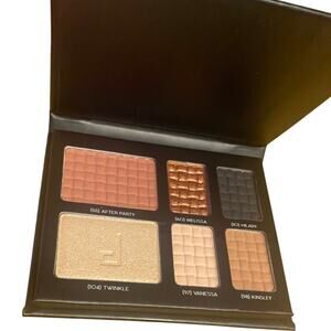 New Doucce Freematic Eye Shadow Magnetic Palette 6 shades